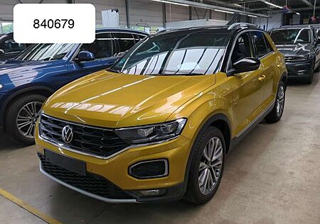 VW T-Roc Volkswagen United DigCockp Beats ACC Pano IQ LED Kam