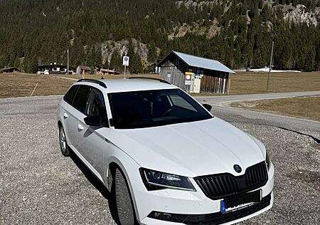 Skoda Superb Combi 2.0 TSI 4x4 DSG SportLine