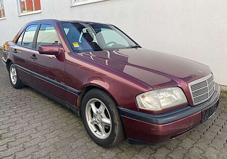 Mercedes-Benz C 180 Elegance W202 Limosine Alufelgen+MS/TÜV 01-2026