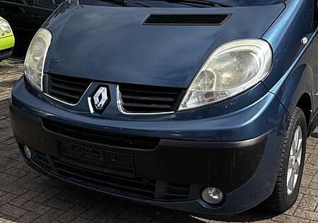 Renault Trafic 2.0 dCi 115 Passenger Combi L2H1 Quickshift