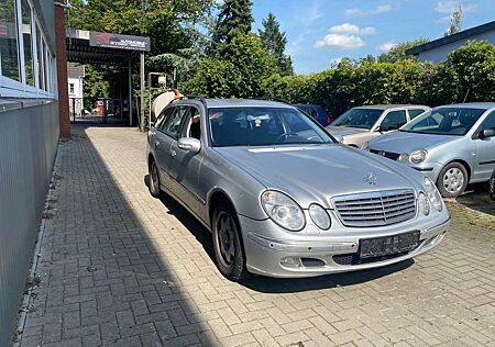 Mercedes-Benz E 220 T CDI (211.206)