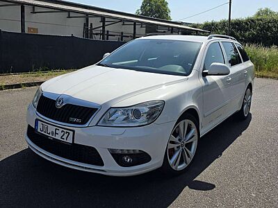 Skoda Octavia Octavia Combi 2.0 TDI DPF RS