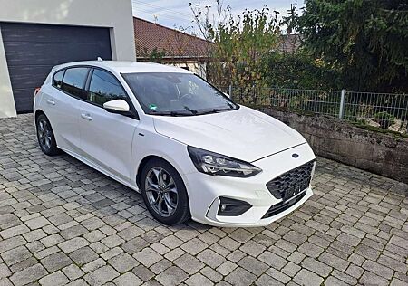 Ford Focus ST-Line