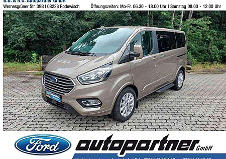 Ford Tourneo Custom 320 L1 Titanium 8 Sitze