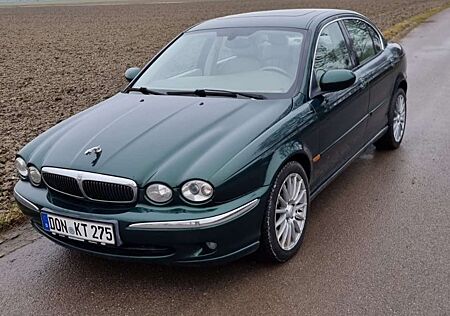 Jaguar X-Type 2.0 V6