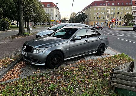 Mercedes-Benz C 280 V6_AMG-LINE / EISENMANN Auspuff