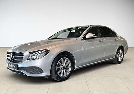Mercedes-Benz E 200 d Avantgarde Limousine SpurW PDC SHZ Navi