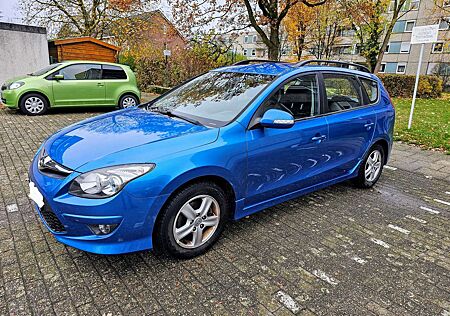 Hyundai i30 i30cw+1.6+CRDi+blue+Classic