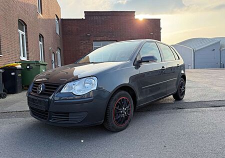 VW Polo Volkswagen /Euro4/Tüv Neu/Klima