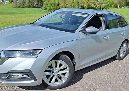 Skoda Octavia Combi 2.0 TDI DSG Style