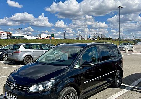 VW Touran Volkswagen 1.6 TDI DPF DSG Comfortline