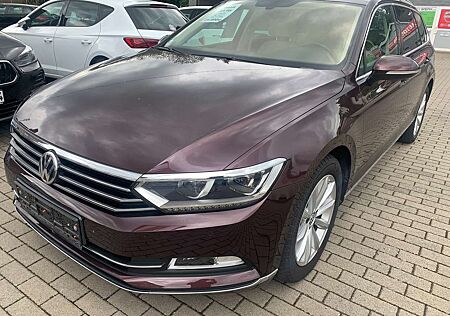 VW Passat Variant Volkswagen Highline Trailer Assist Standheizung