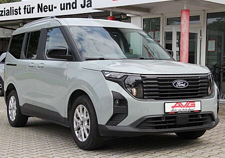 Ford Tourneo Courier 125PS Titanium Kamera Klimaautomatik