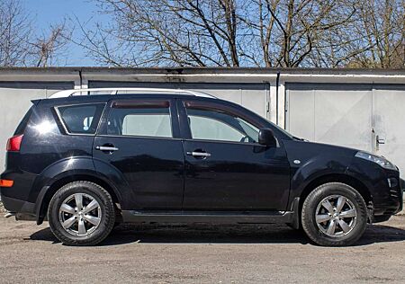 Peugeot 4007 2.2 HDI FAP 7-Sitzer Platinum