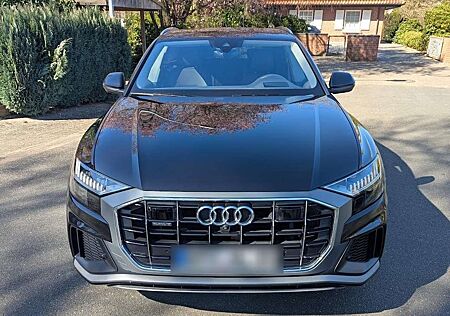 Audi Q8 50 TDI quattro tiptronic