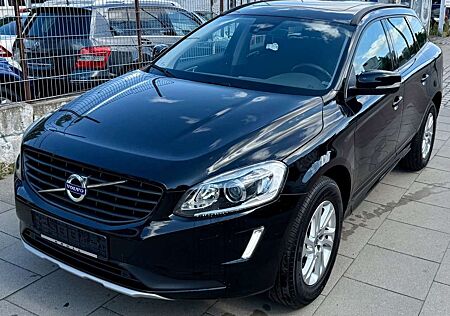Volvo XC 60 XC60 XC60 Kinetic 2WD/Automatik/1.Hand/PANO