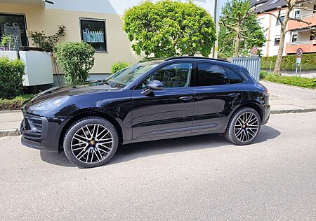 Porsche Macan PDK