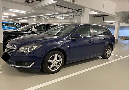 Opel Insignia Sports Tourer Diesel 1.6 CDTI Sports Tour