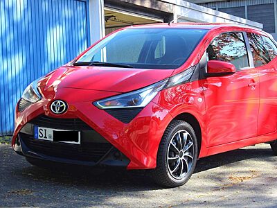 Toyota Aygo Aygo 5-Türer x-play connect