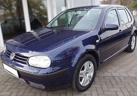 VW Golf Volkswagen 1.6 Special 96000Km! Sehr guter Zst. Neu HU