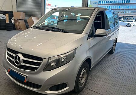 Mercedes-Benz V 220 d lang +AHK+SITZHZ+NAVI+6-SITZER+STANDHZ+