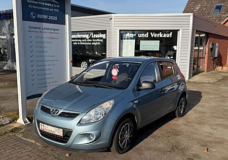 Hyundai i20 Classic mit Klimaanlage & Allwetterreifen