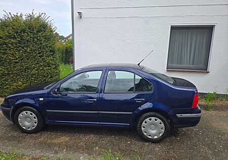 VW Bora Volkswagen 1.6 Trendline