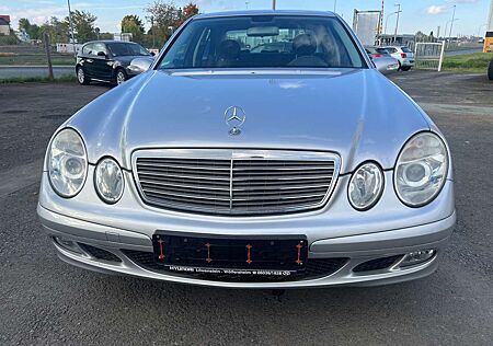 Mercedes-Benz E 200 Kompressor (211.042)