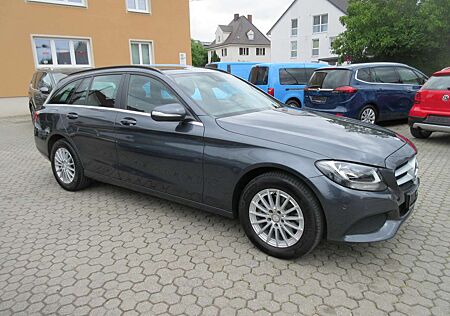 Mercedes-Benz C 220 BlueTec / d *1. Hand+Navi+Euro 6*