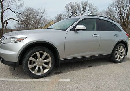 Infiniti FX 35 V6