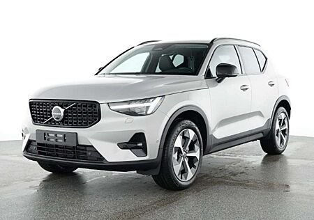 Volvo XC 40 XC40 Plus Dark B4 19''LM Pano Pilotassist 360kam DAB Ha