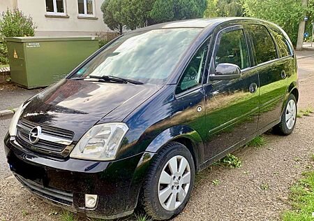 Opel Meriva 1.6 16V (Essentia)