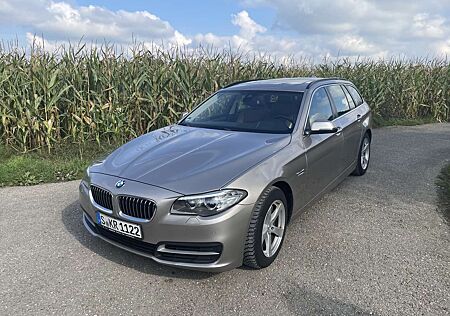 BMW 530d 530 Touring Aut. Luxury Line