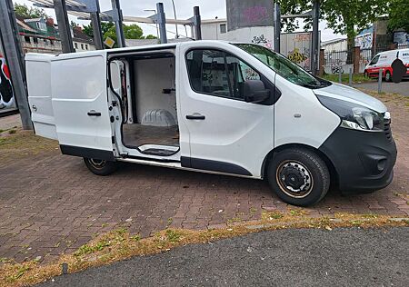 Opel Vivaro Sehr Gepflegtes ,Kastenwagen TÜV 09/26