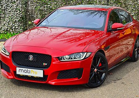 Jaguar XE R-Sport AWD