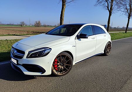 Mercedes-Benz A 45 AMG A-Klasse 4Matic Speedshift 7G-DCT