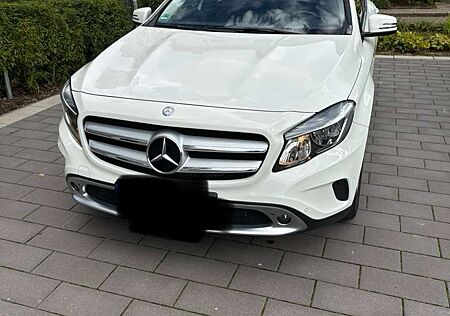 Mercedes-Benz GLA 220 CDI / d 4Matic (156.905)