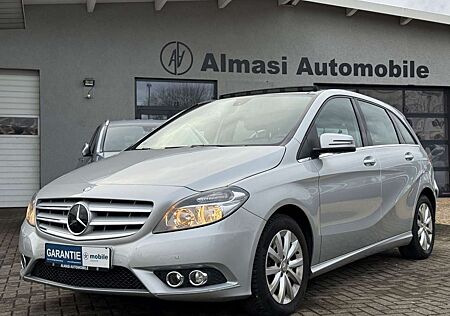 Mercedes-Benz B 200 B-Klasse /1. Hand/Service NEU /SHZ /KAMERA