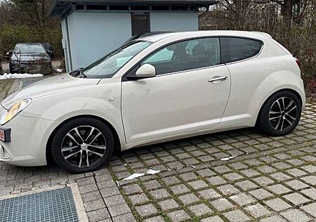 Alfa Romeo MiTo Turismo 1,4TURBO KLIMAAUT TEMP 1.Hd 129´km