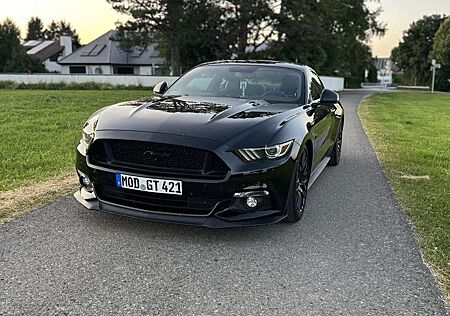 Ford Mustang 5.0 Ti-VCT V8 Aut. GT