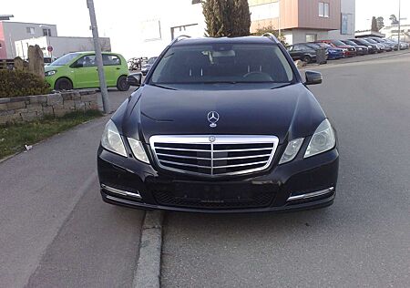 Mercedes-Benz E 250 T-Modell CDI DPF BlueEFFICIENCY Automa Avantgarde