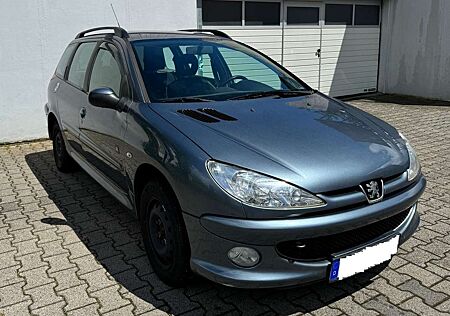 Peugeot 206 JBL 75 JBL TÜV KOMBI KLIMA HEIZUNG