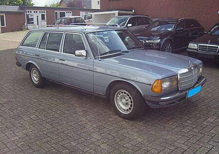Mercedes-Benz 300 MB TD+OLDTIMER+Automatik+AHK