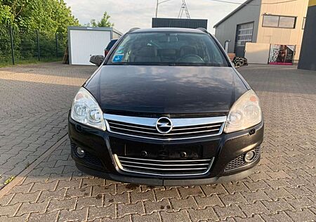 Opel Astra H Caravan Selection "110 Jahre, 1 Hand