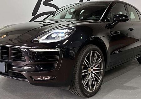 Porsche Macan Turbo PDK mit Performance Paket