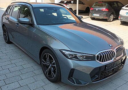 BMW 330 i xDrive Touring M Sport LiveCockpit ParkAss