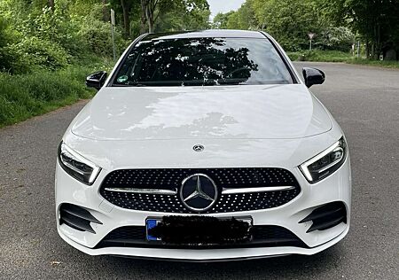 Mercedes-Benz A 250 7G-DCT AMG Line