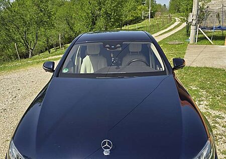 Mercedes-Benz E 400 4Matic 9G-TRONIC Exclusive
