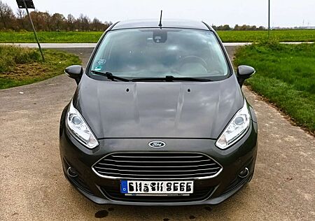 Ford Fiesta 1.0 EcoBoost Powershift Titanium