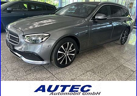 Mercedes-Benz E 300 de AHK+360Kamera+DAB+Teilleder